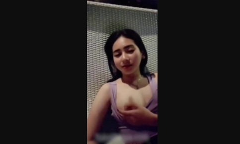 Rayu Manja Pacar Depan Kaca Live Streaming Viral 2024